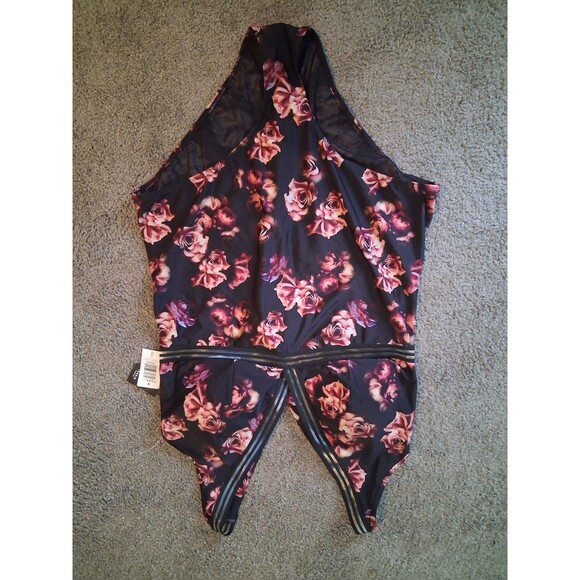 torrid 1 piece triangle mesh swimsuit new with tags size 4 size 26 size 4x - Picture 2 of 7